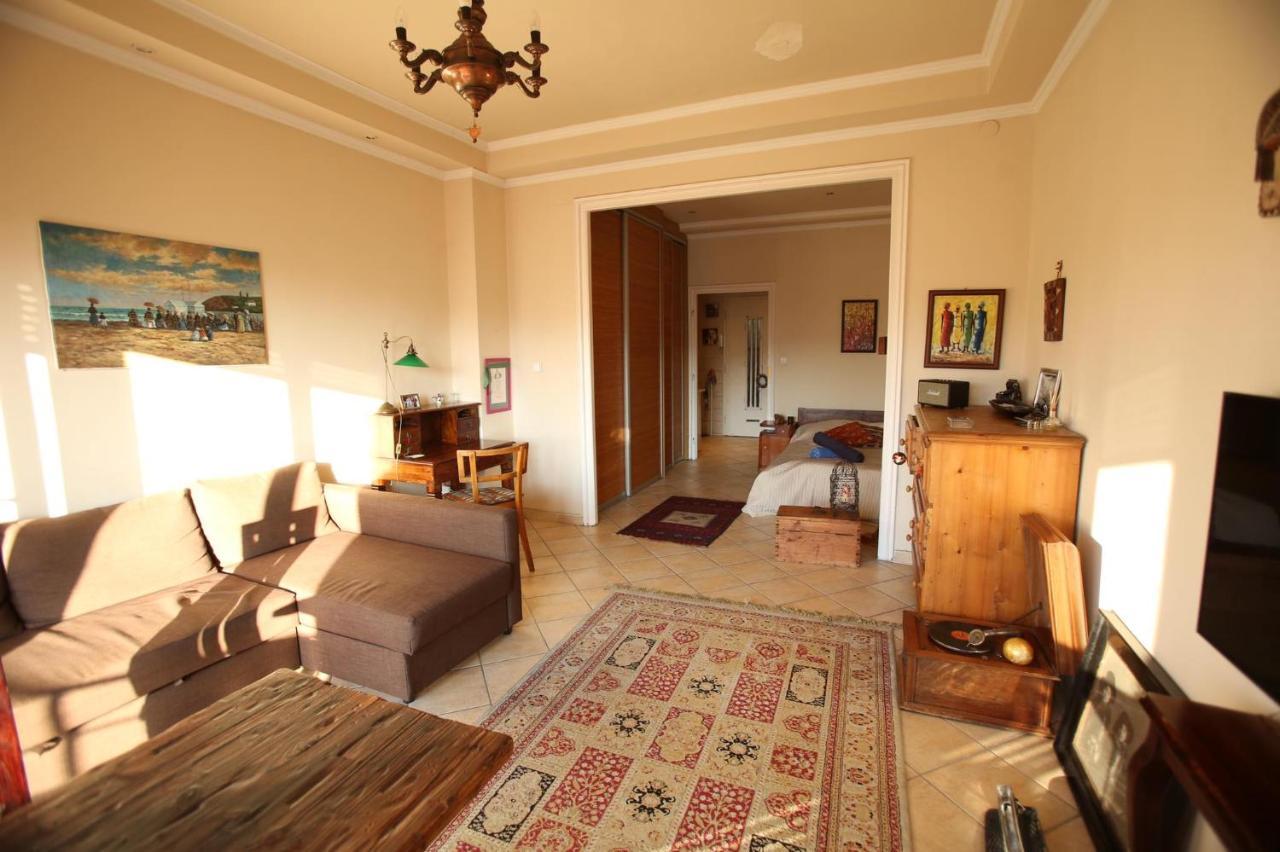 Panoramic Hideaway In Buda Apartamento Budapeste