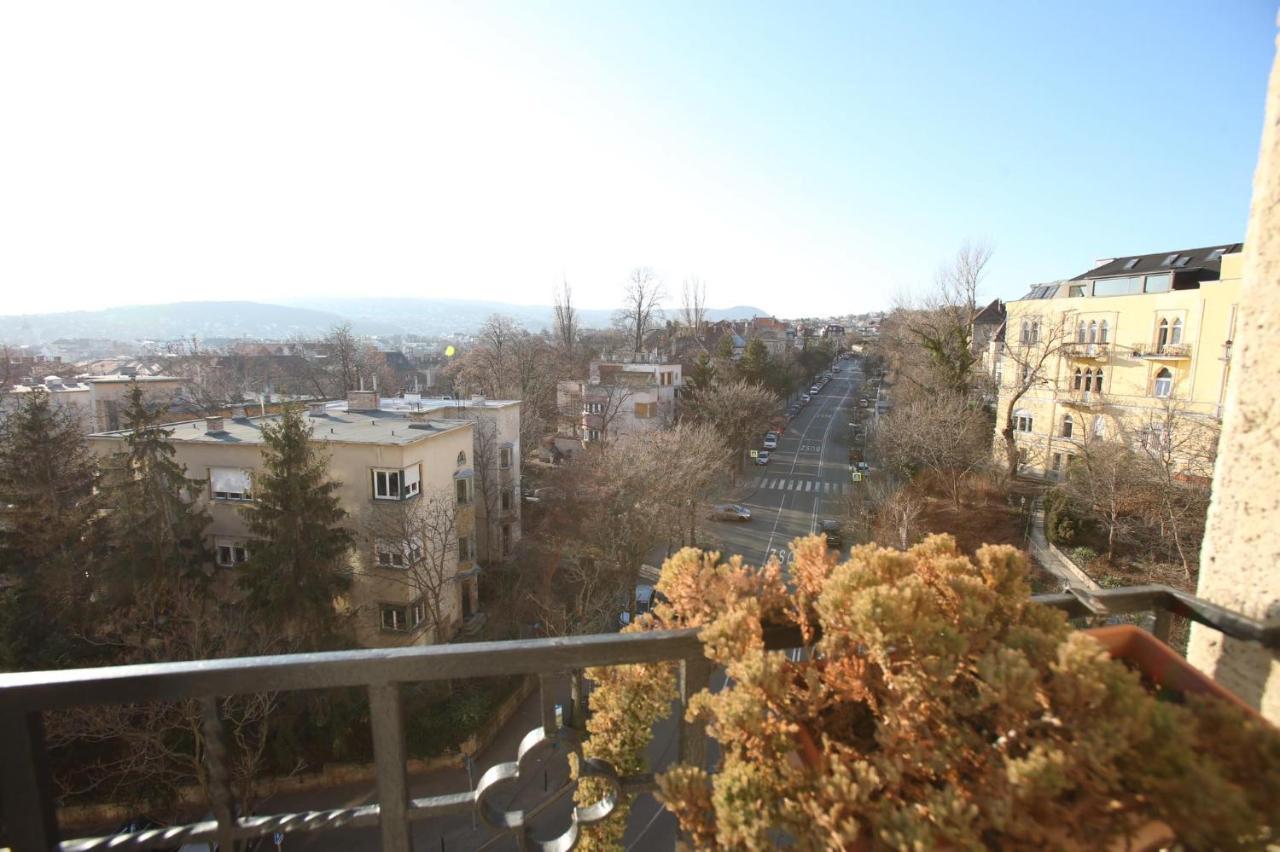 Panoramic Hideaway In Buda Apartamento Budapeste